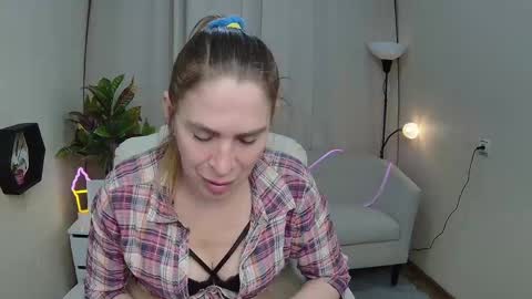 tessadaybreak online show from April 24, 7:22 am