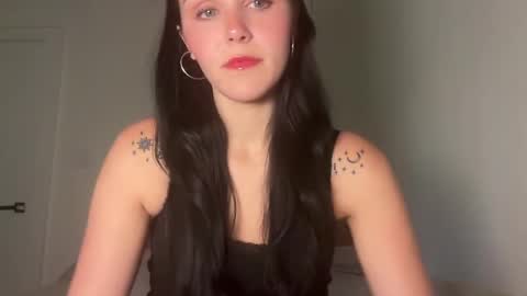 tessadovee online show from September 15, 11:38 pm