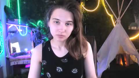 Snapshot of tessamill chatting on October 6, 5:16 am Tessa online show from October 6, 5:16 am