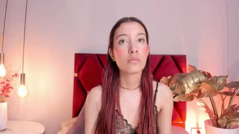 Tessamonroee online show from April 28, 6:57 pm