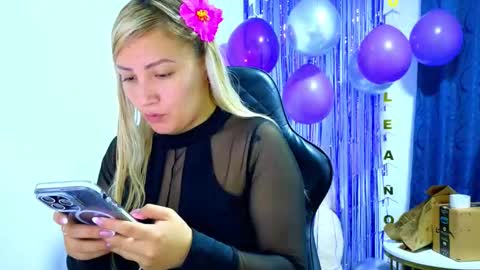 Snapshot of tessawhisnton chatting on September 24, 4:21 pm Tessy online show from September 24, 4:21 pm