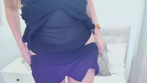Snapshot of tesslovely chatting on May 30, 5:15 am Tess online show from May 30, 5:15 am