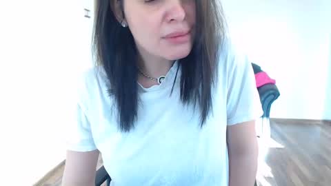 Snapshot of tessnaughty chatting on January 18, 9:45 am naughty tess online show from January 18, 9:45 am