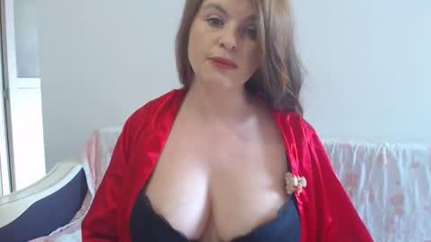 Snapshot of tessnaughty chatting on March 4, 8:53 am naughty tess online show from March 4, 8:53 am
