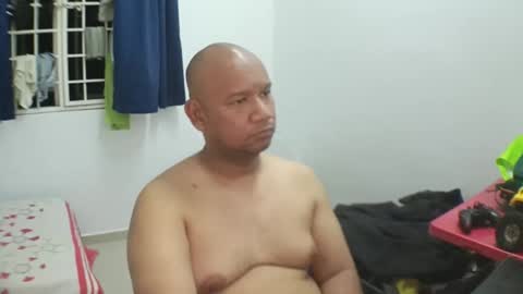 yours online show from October 21, 1:34 pm