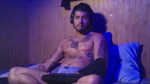 Snapshot of testotease chatting on January 17, 12:42 am Milo online show from January 17, 12:42 am