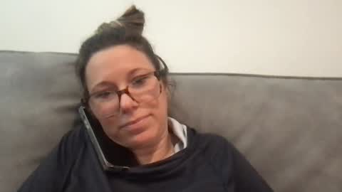 Snapshot of texas_blonde chatting on April 30, 5:19 pm Daphne Summers online show from April 30, 5:19 pm