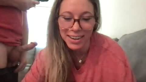 Snapshot of texas_blonde chatting on June 17, 3:35 pm Daphne Summers online show from June 17, 3:35 pm
