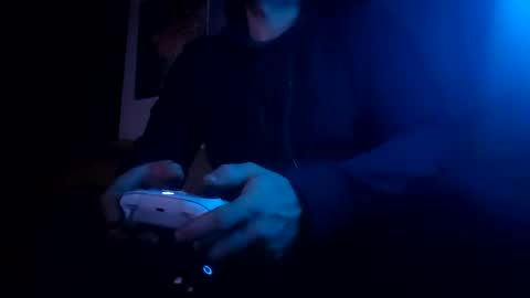 Snapshot of texasfried chatting on January 21, 6:33 am MauiMinded808 online show from January 21, 6:33 am