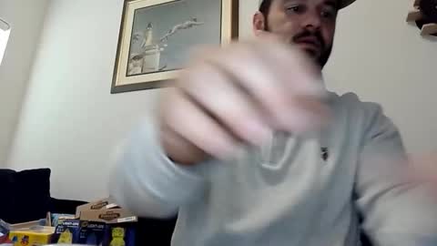 Snapshot of texasfried chatting on December 17, 8:48 pm MauiMinded808 online show from December 17, 8:48 pm