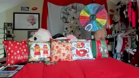 Snapshot of texaspeach69 chatting on December 28, 9:30 pm peachy online show from December 28, 9:30 pm