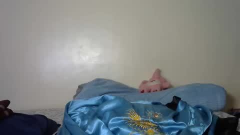 Tyennah online show from November 6, 1:34 pm