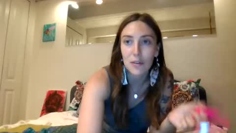 Snapshot of tfeather0532 chatting on July 3, 3:13 am Tessa online show from July 3, 3:13 am