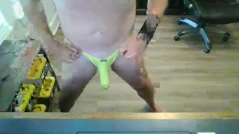 Snapshot of tfm138 chatting on June 2, 4:09 pm tfm138 online show from June 2, 4:09 pm