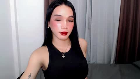 Snapshot of tgirl_jasmine1 chatting on February 11, 8:26 am Vanessa online show from February 11, 8:26 am
