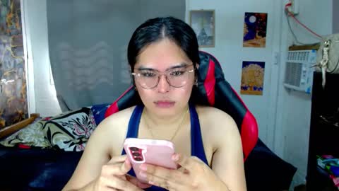 tgirlselena online show from February 12, 1:33 am