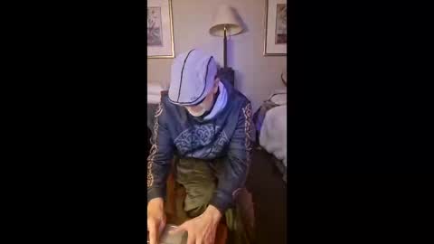 tgrizzthestarseed online show from March 4, 2:17 am