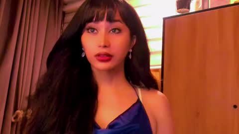 Snapshot of th3r3sa chatting on January 22, 2:59 am th3r3sa online show from January 22, 2:59 am