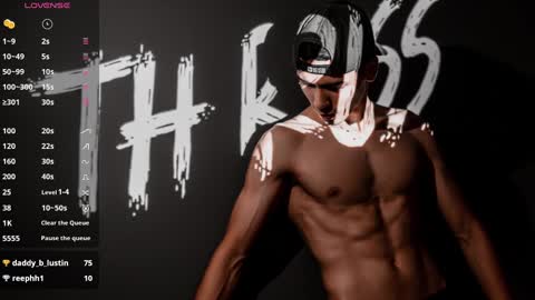 Snapshot of th_russ chatting on December 2, 3:47 pm INSTAGRAM Th1rss online show from December 2, 3:47 pm