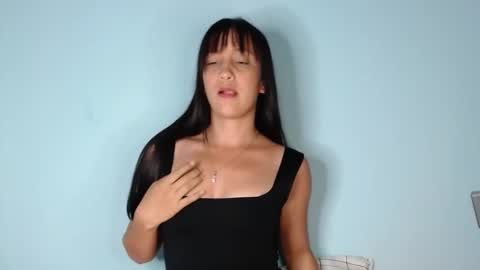 Snapshot of thaamara_09 chatting on September 24, 3:21 am thaamara_09 online show from September 24, 3:21 am