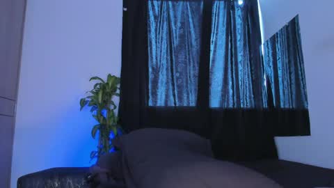 Snapshot of thadeo_king chatting on May 21, 3:41 pm thadeo_king online show from May 21, 3:41 pm