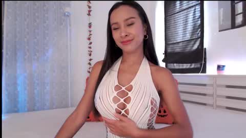 Snapshot of thaidream25 chatting on October 13, 3:06 am Ana online show from October 13, 3:06 am