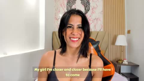 Snapshot of thais_kim chatting on May 7, 12:43 pm Sweet Thais online show from May 7, 12:43 pm