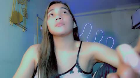 Snapshot of thalia_sunshine chatting on October 14, 11:11 am Thalia online show from October 14, 11:11 am