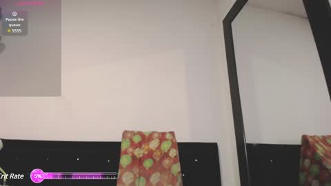 Snapshot of thalia_tits chatting on February 2, 3:43 am Thalia Tits online show from February 2, 3:43 am