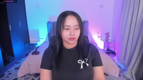 Snapshot of thaliabrooks_ chatting on June 18, 4:57 am Thalia online show from June 18, 4:57 am