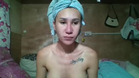 Snapshot of thaliaisslut chatting on July 4, 4:51 am thalia powers online show from July 4, 4:51 am