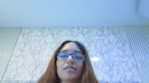 Snapshot of thaliavegas chatting on May 29, 5:16 am Thalia online show from May 29, 5:16 am