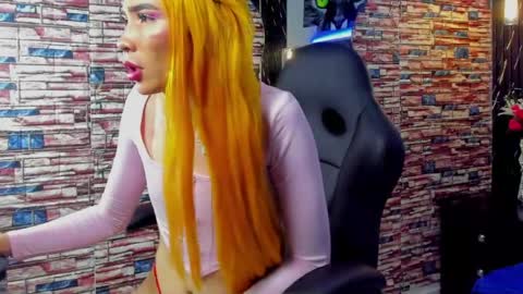 thamara_roberts online show from April 30, 12:17 am