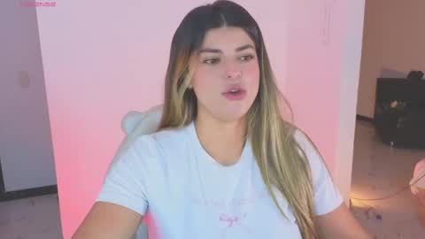 Snapshot of thamy_stark chatting on September 9, 2:16 pm Thamara online show from September 9, 2:16 pm