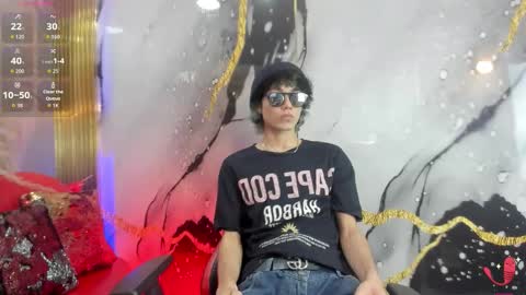 thanier_18 online show from March 1, 7:05 pm