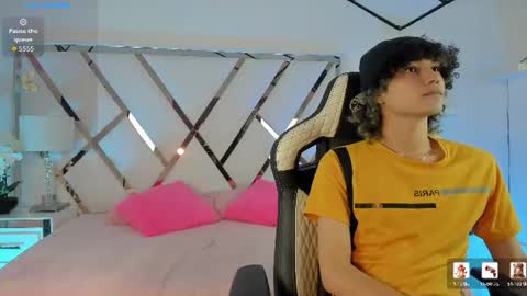 thanier_18 online show from June 18, 6:56 pm