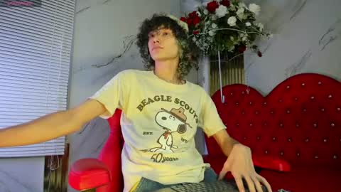 thanier_18 online show from July 24, 3:04 am