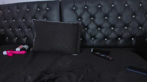 thara webstter online show from February 20, 5:40 pm