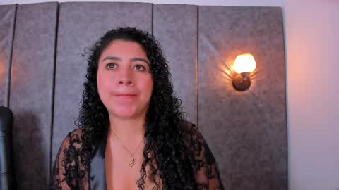 thara webstter online show from April 25, 1:41 pm