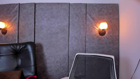 thara webstter online show from April 30, 11:27 am