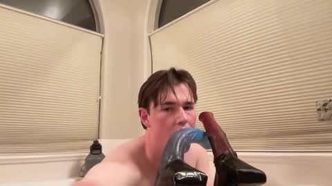 that1guy0_0 online show from February 25, 1:59 am