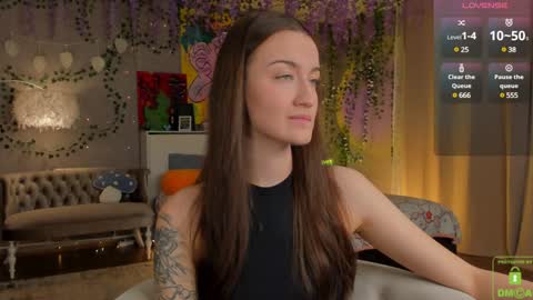 Your Eva online show from February 7, 10:20 pm