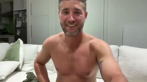 thataustralianguy11 online show from March 7, 10:12 am