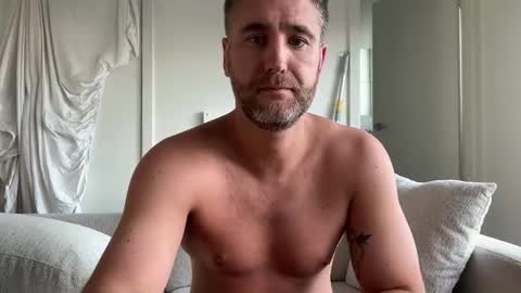 thataustralianguy11 online show from March 15, 7:58 am
