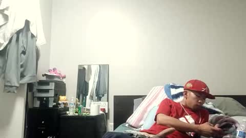 thataznguy303 online show from October 28, 3:21 am