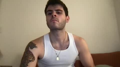 Snapshot of thatfeelsgoood chatting on December 24, 2:43 am thatfeelsgoood online show from December 24, 2:43 am