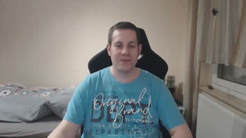 Snapshot of thatguyyeahhim chatting on February 13, 11:58 pm thatguyyeahhim online show from February 13, 11:58 pm