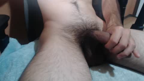 Snapshot of thatonebiguy69 chatting on July 7, 5:39 pm thatonebiguy69 online show from July 7, 5:39 pm