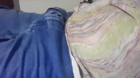 Snapshot of thatoneguy265 chatting on February 13, 1:50 am thatoneguy265 online show from February 13, 1:50 am