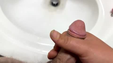 Snapshot of thatoneguy265 chatting on October 20, 8:42 pm thatoneguy265 online show from October 20, 8:42 pm